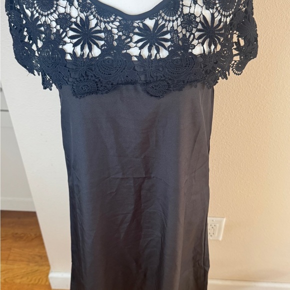 Sundress Black Off the Shoulder Sleeveless MIDI Sundress - Picture 5 of 8